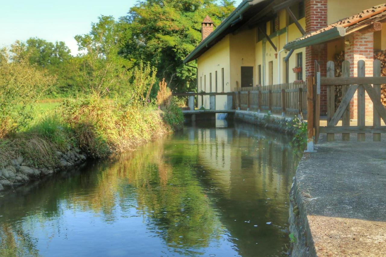 Agriturismo Helianthus 올레기오 외부 사진