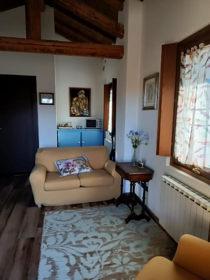 Agriturismo Helianthus 올레기오 외부 사진