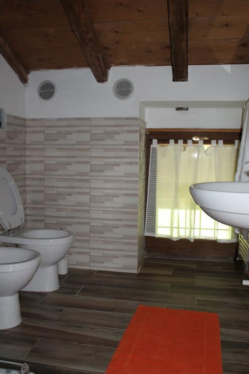 Agriturismo Helianthus 올레기오 객실 사진
