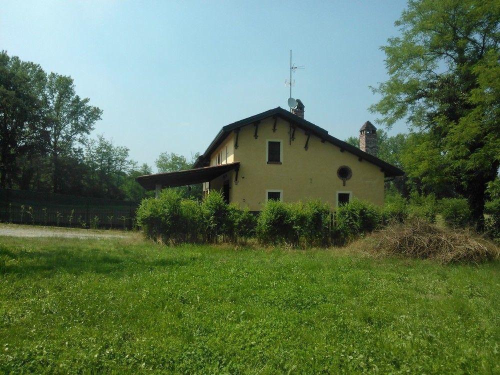 Agriturismo Helianthus 올레기오 외부 사진